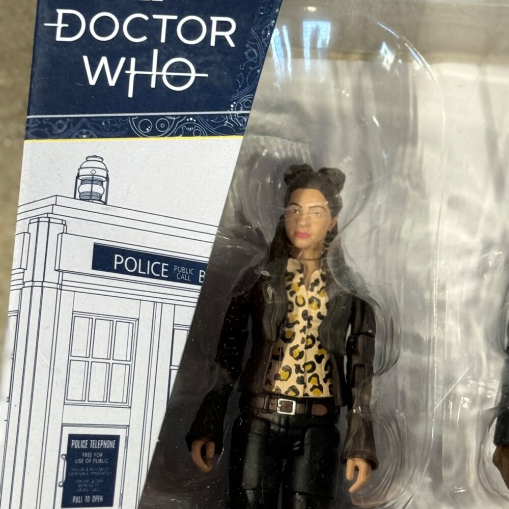 Doctor Who Friends of the Thirteenth Doctor Collector Figure Set - Picture 3 of 7